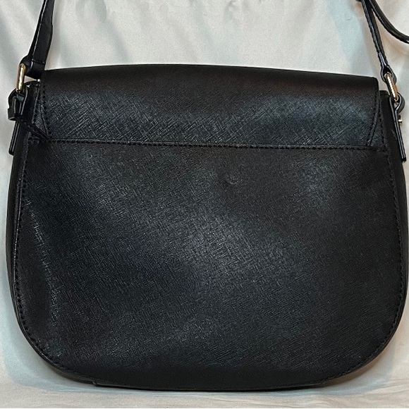 Michael Kors Crossbody - Picture 2 of 15